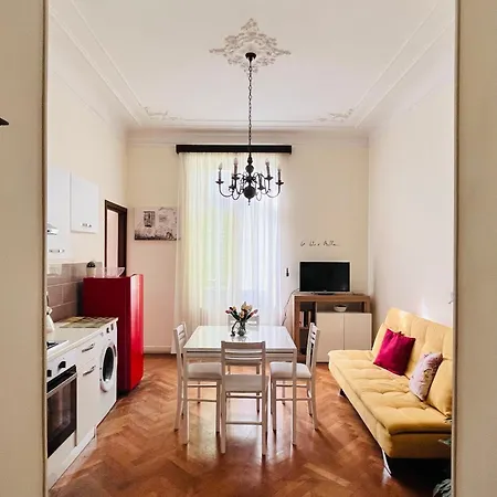 Апартаменты Granny's House Санремо